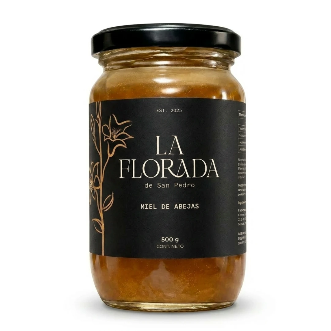 Frente del frasco de miel pura liquida de 500 gramos marca La Florada de San Pedro.